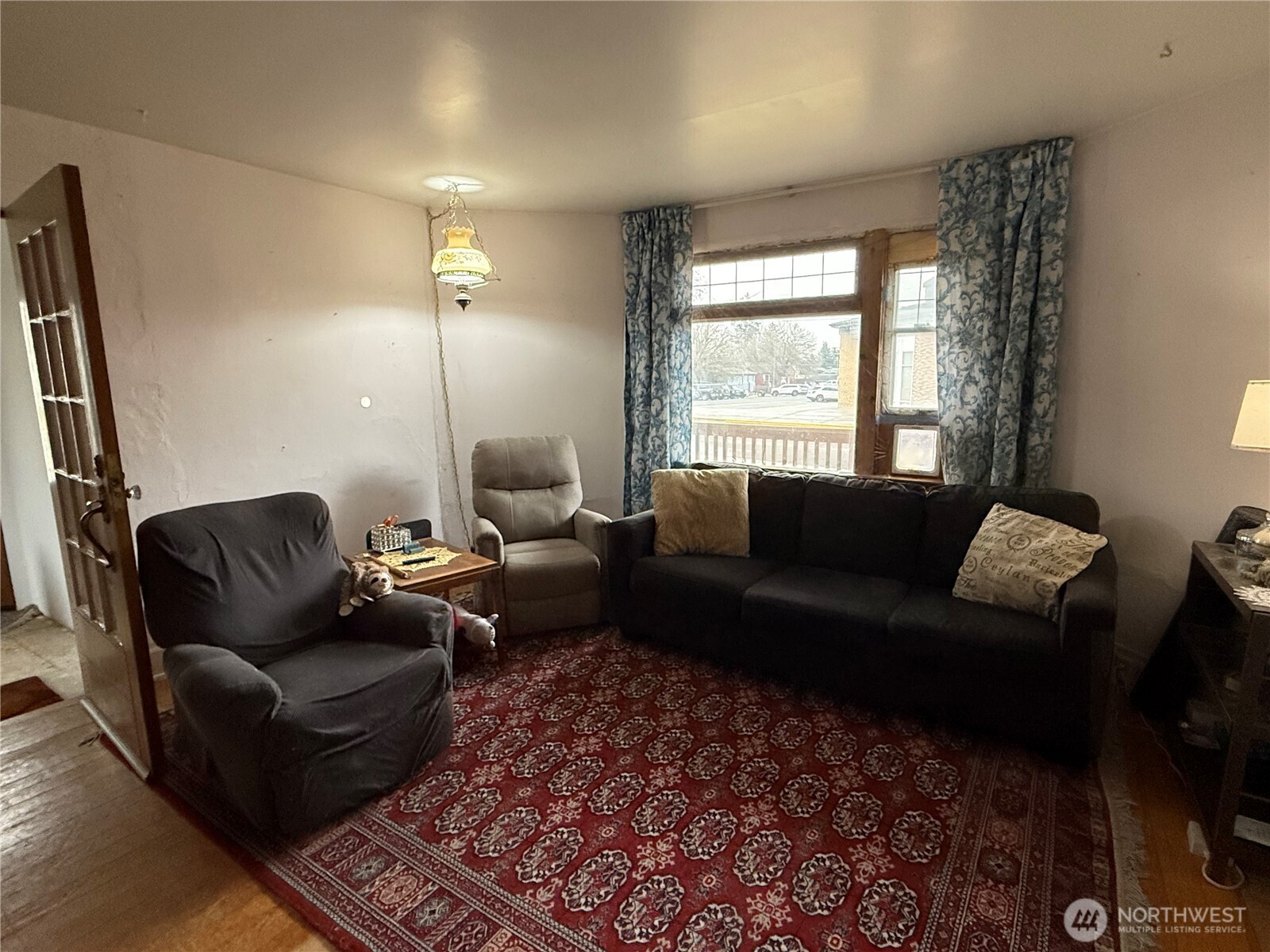 703 Washington Property Photo 13