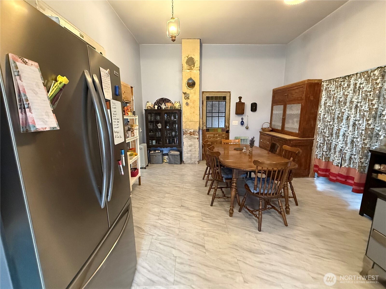 703 Washington Property Photo 18