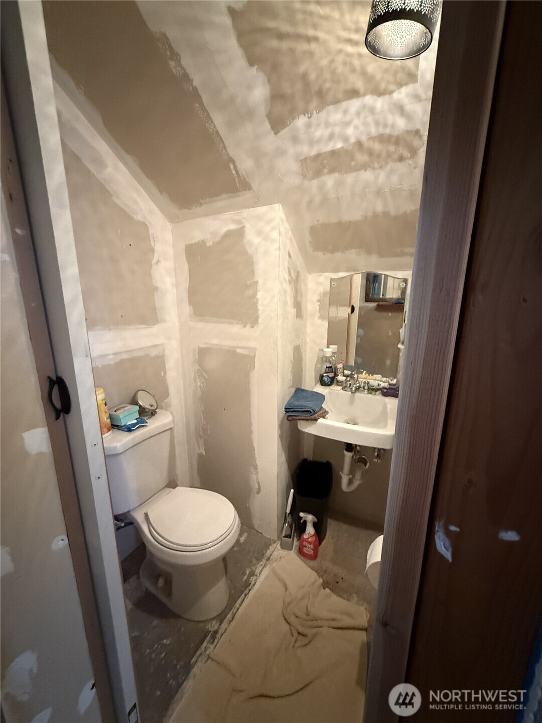 703 Washington Property Photo 36