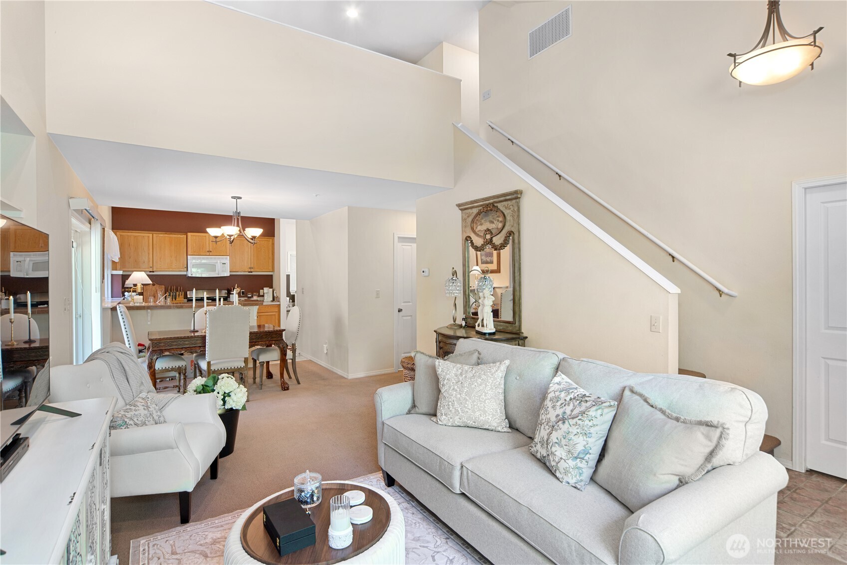 1524 Marine Drive Property Photo 6