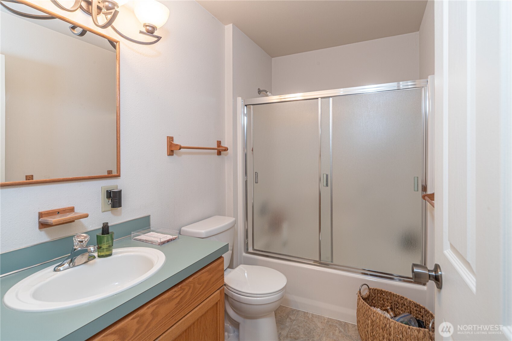 1524 Marine Drive Property Photo 21