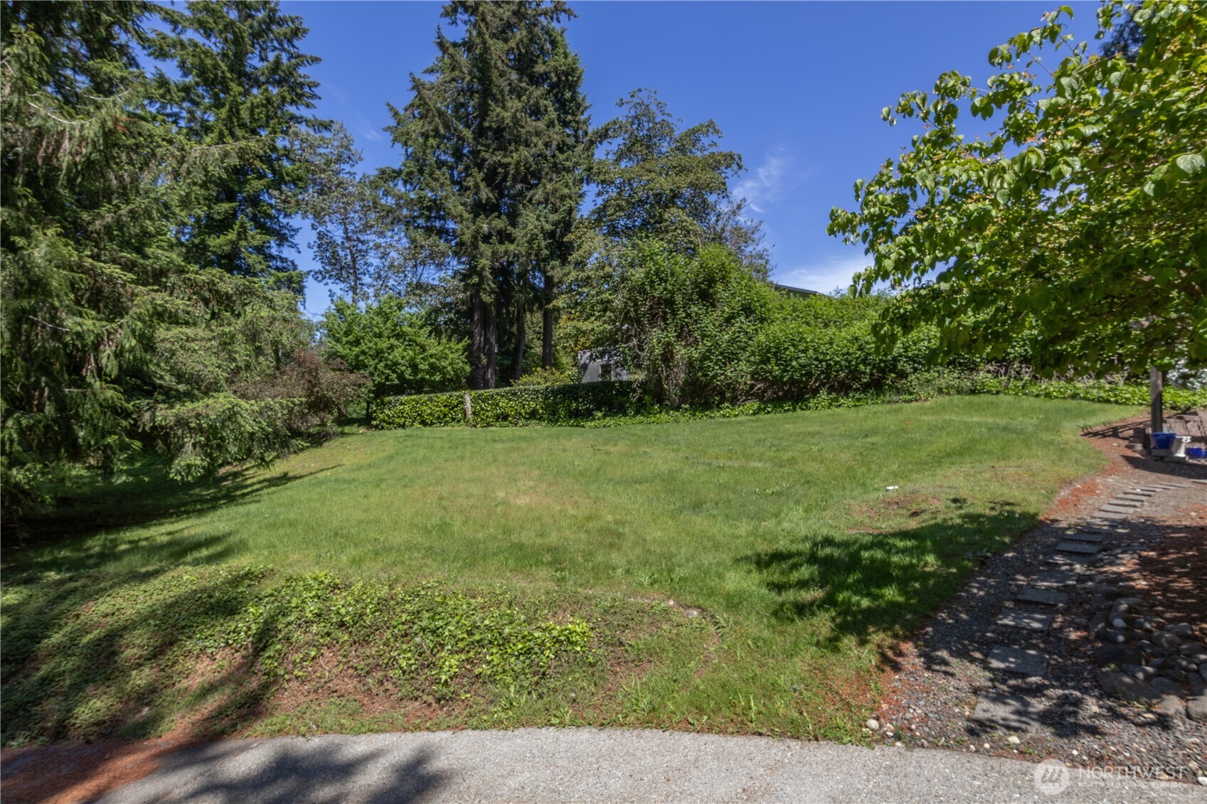 1524 Marine Drive Property Photo 29