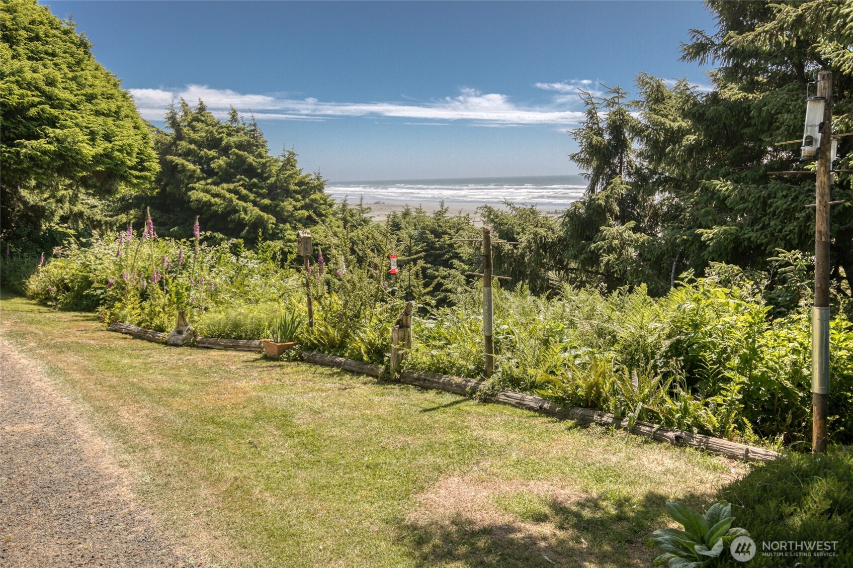 17 Sunset Street Property Photo 31