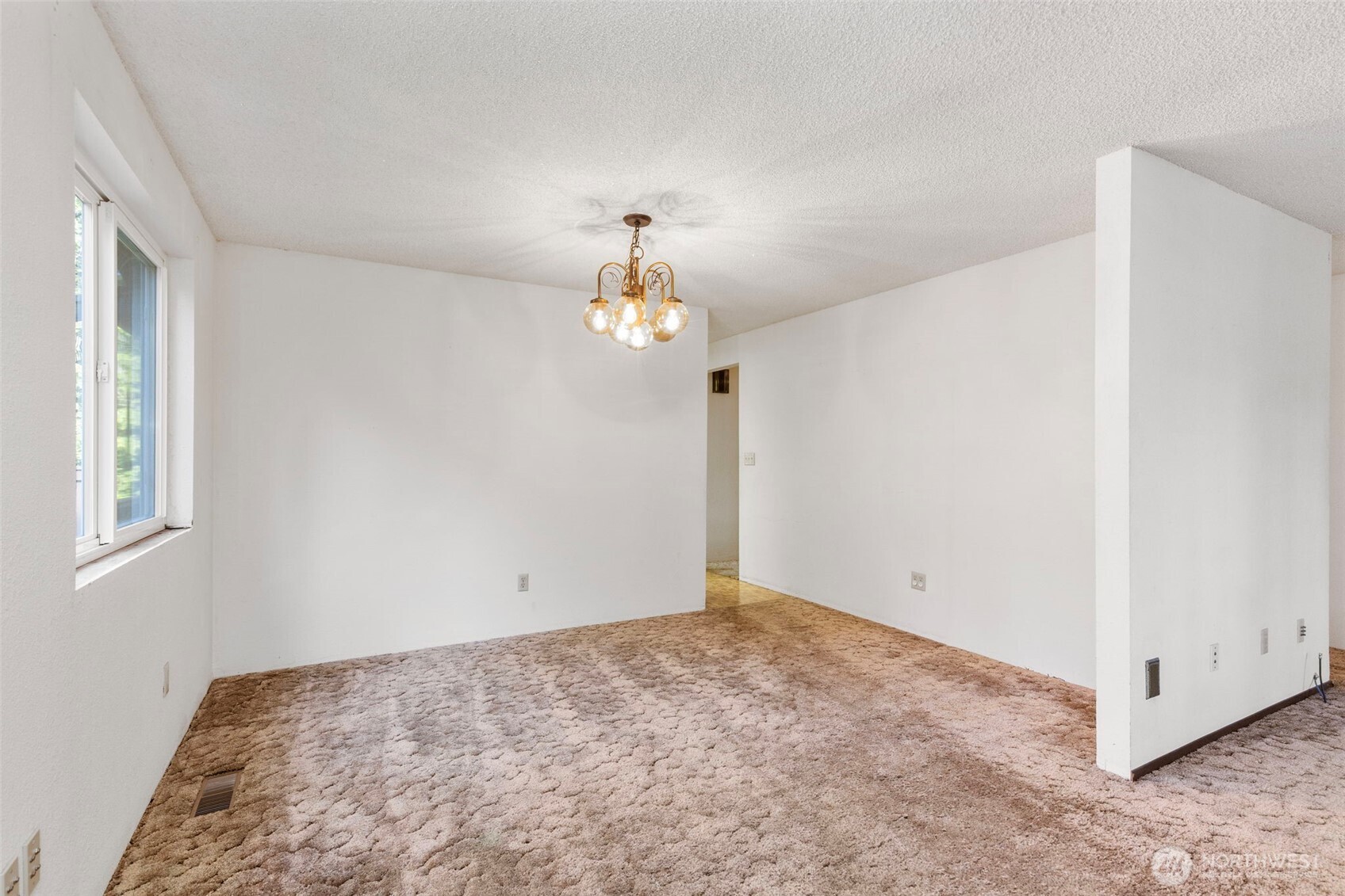 5582 Nw Gross Road Property Photo 6