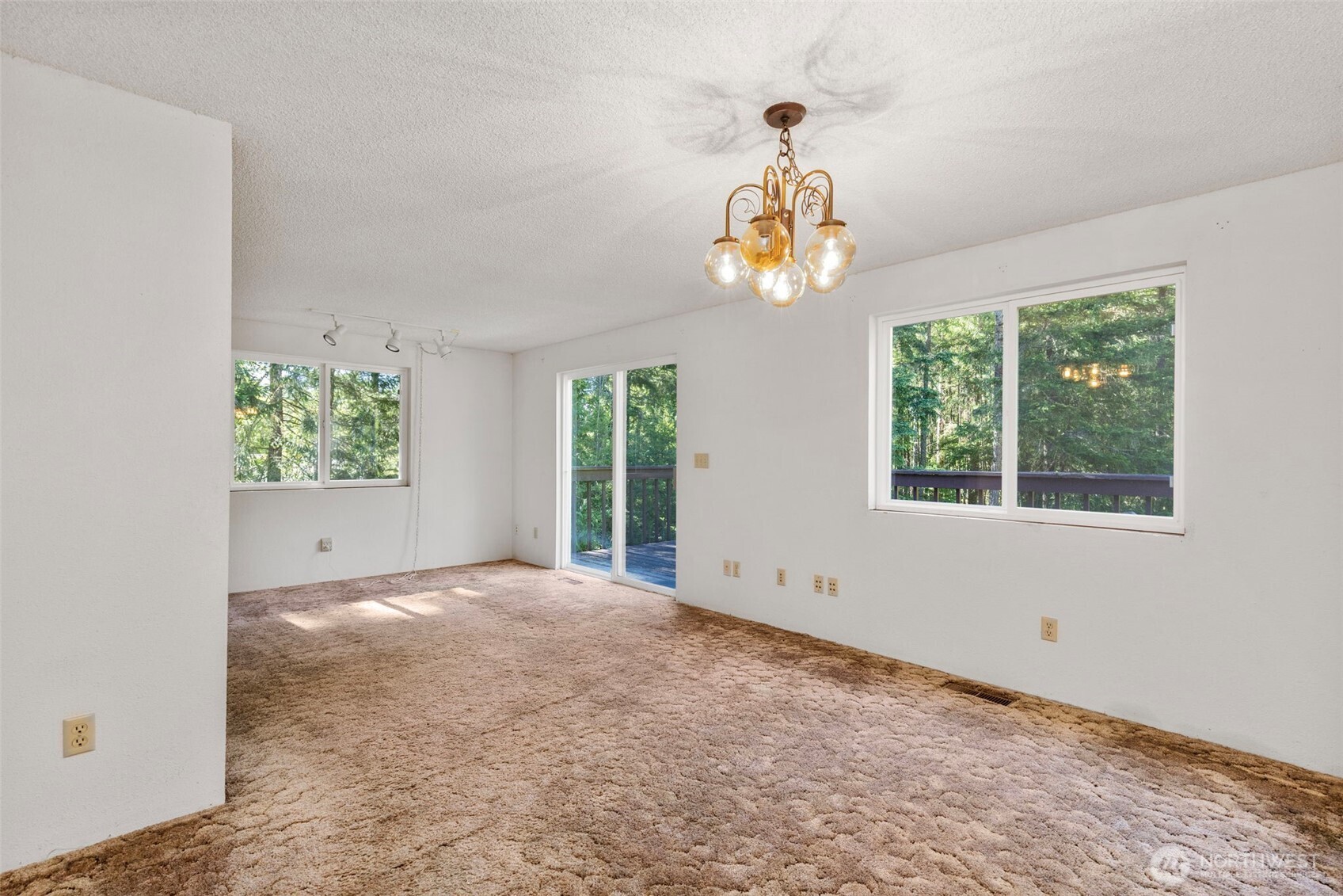 5582 Nw Gross Road Property Photo 7