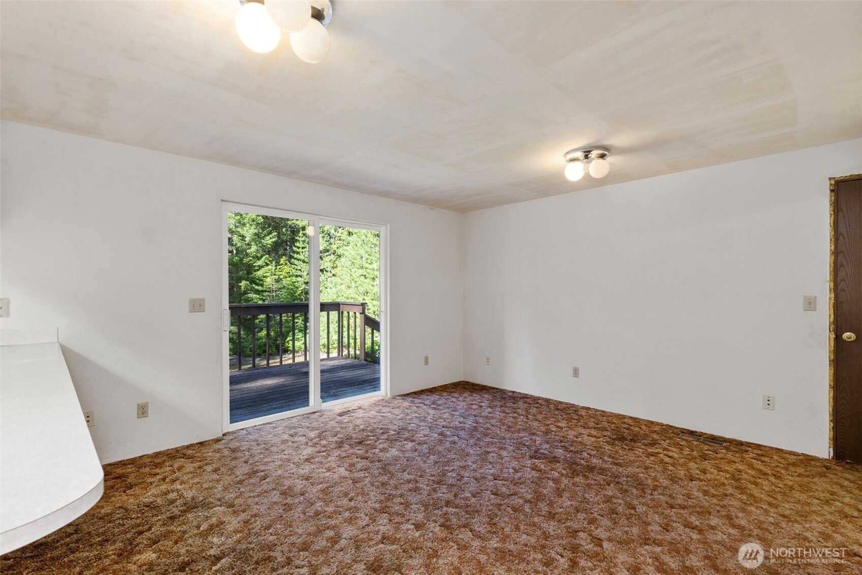 5582 Nw Gross Road Property Photo 8