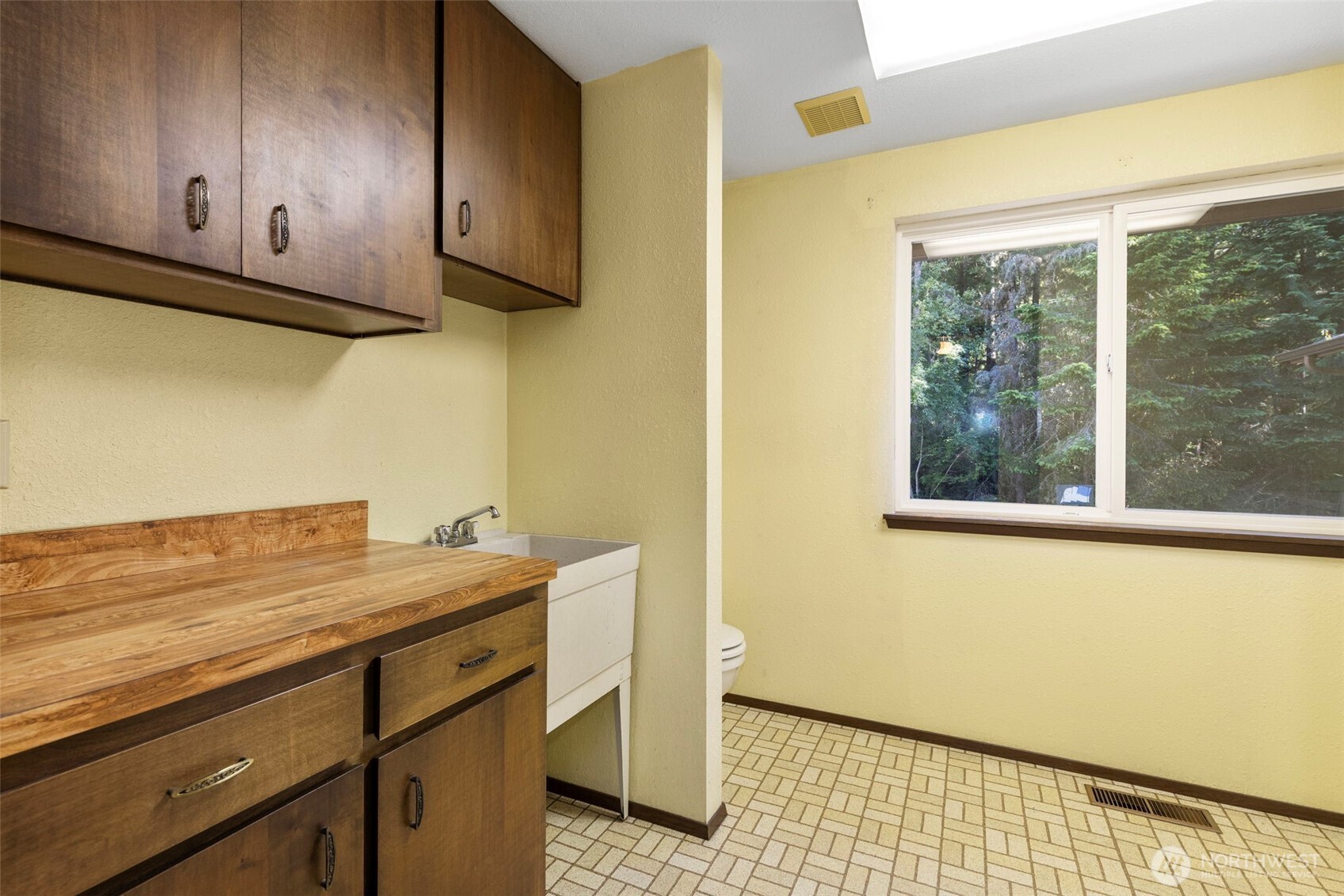 5582 Nw Gross Road Property Photo 12