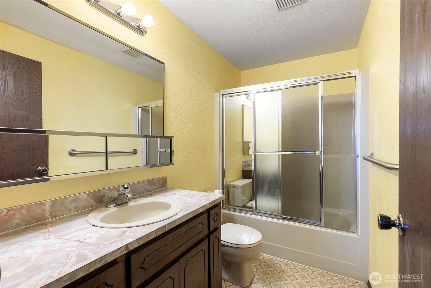 5582 Nw Gross Road Property Photo 18