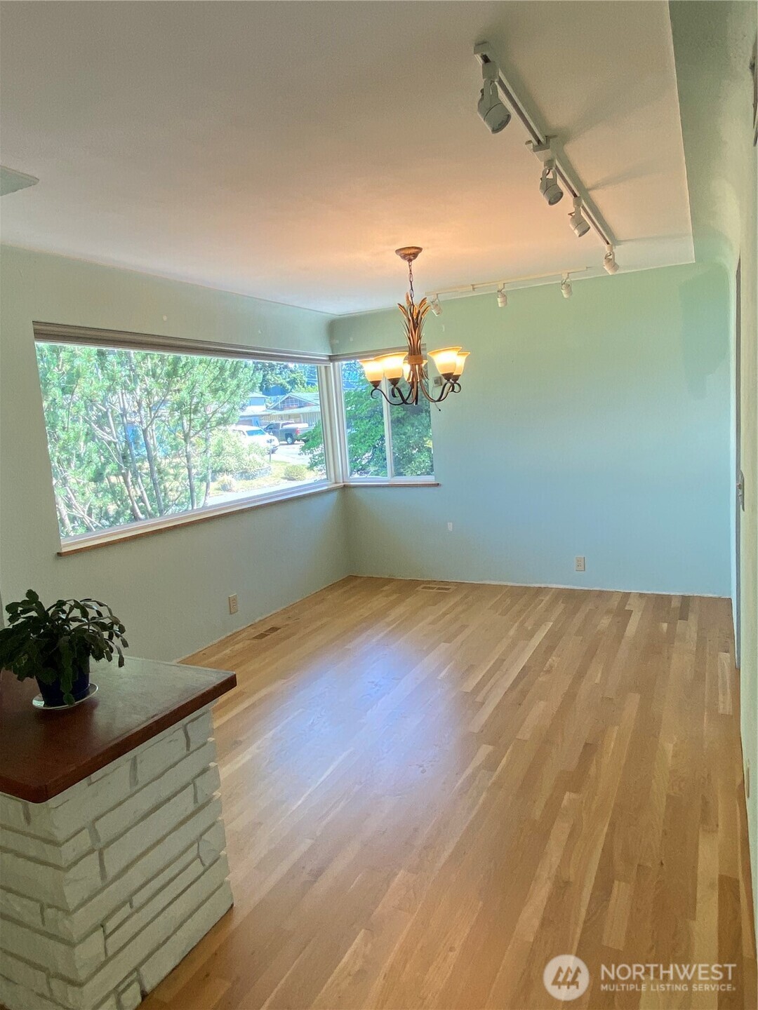 6609 Husky Way Property Photo 10