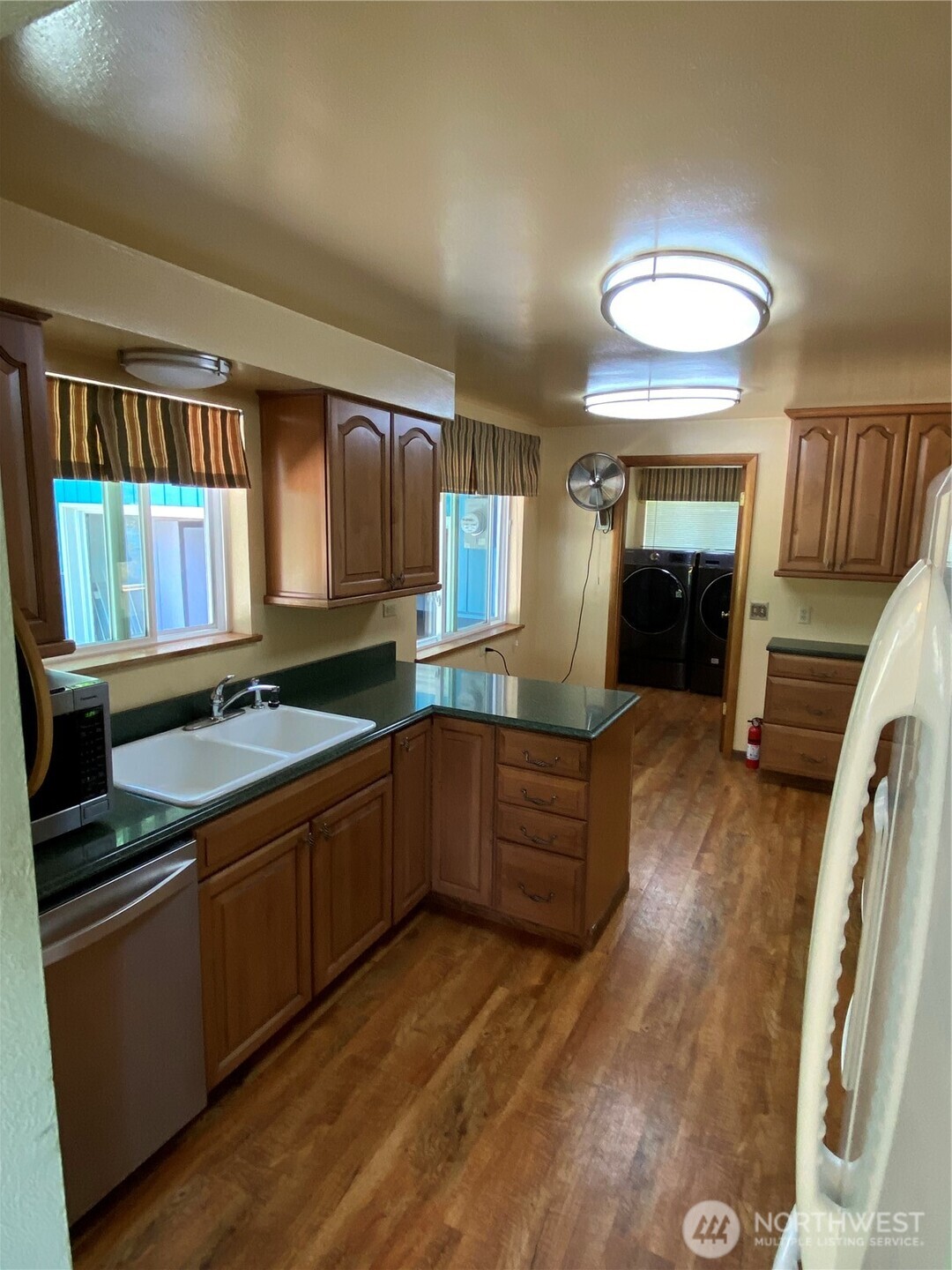 6609 Husky Way Property Photo 13