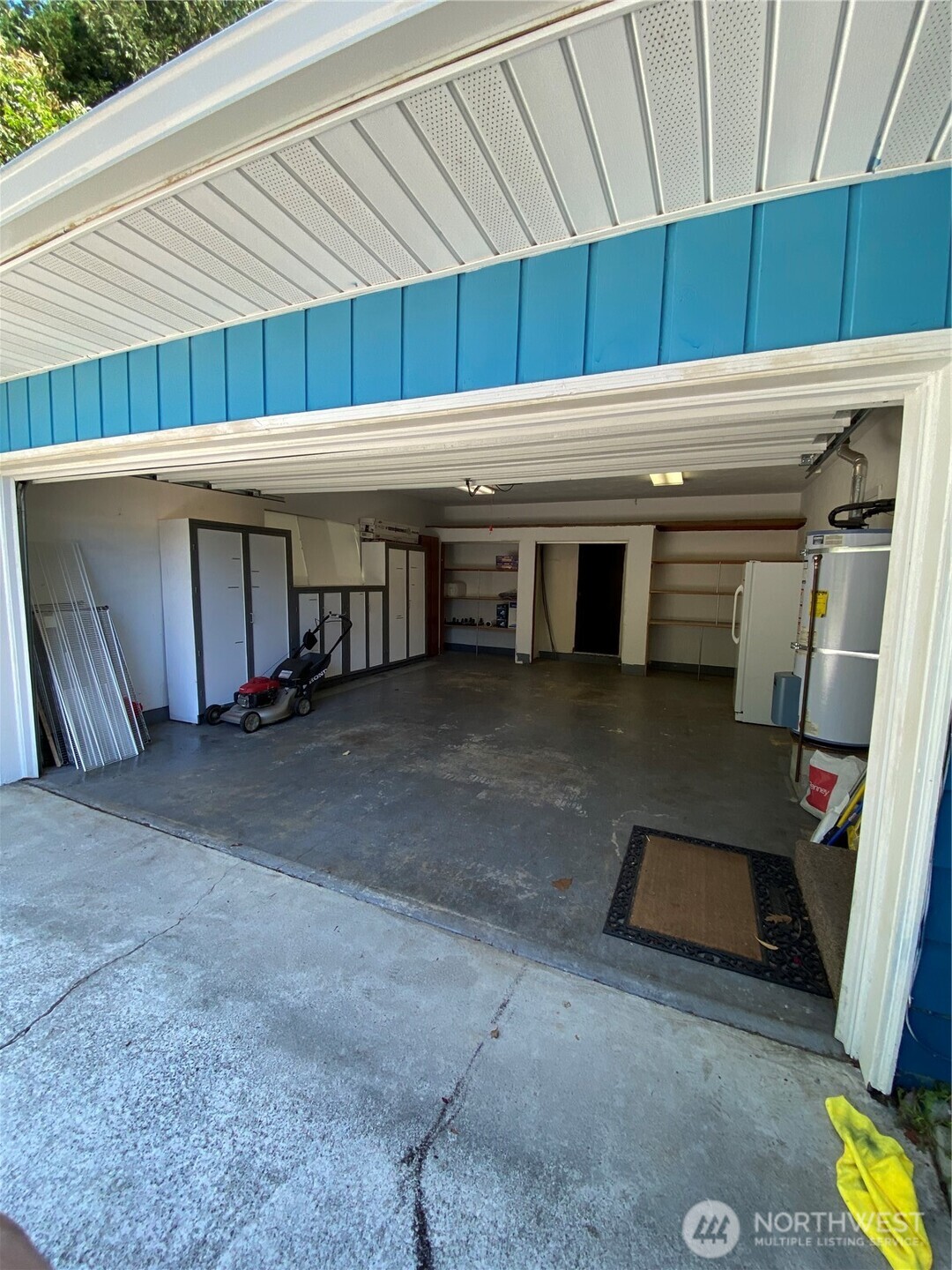 6609 Husky Way Property Photo 31
