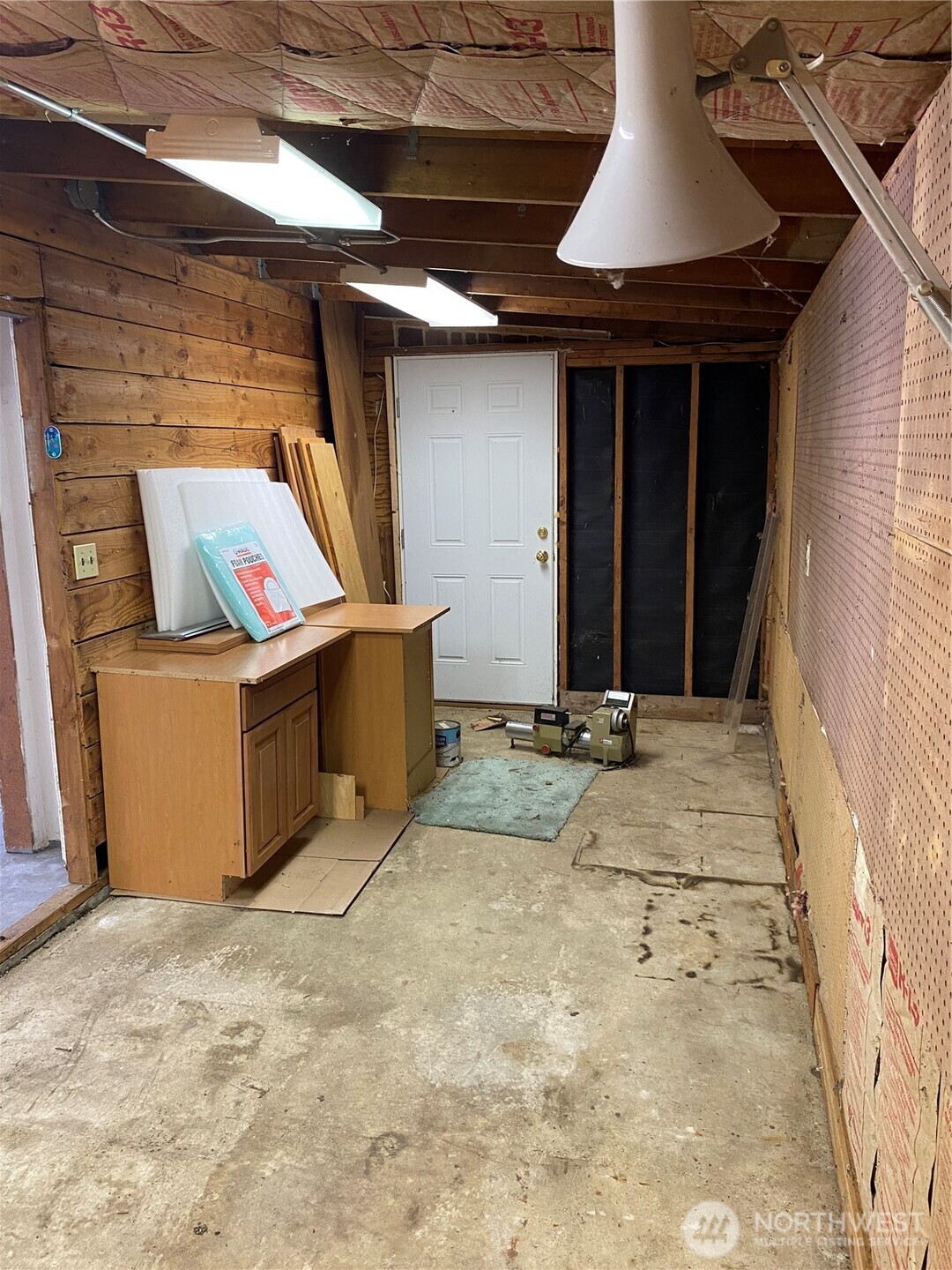 6609 Husky Way Property Photo 32