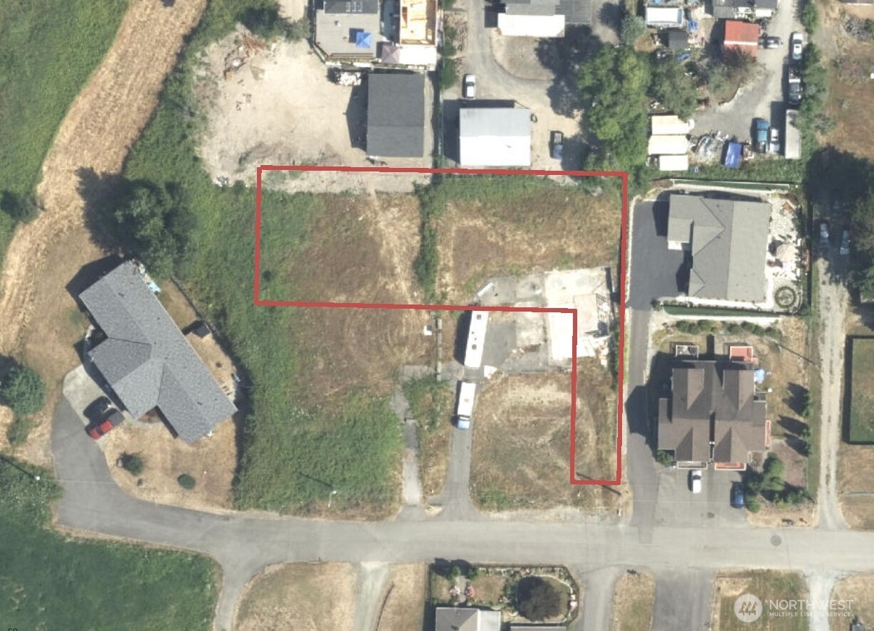 416 Comet Street Property Photo 1