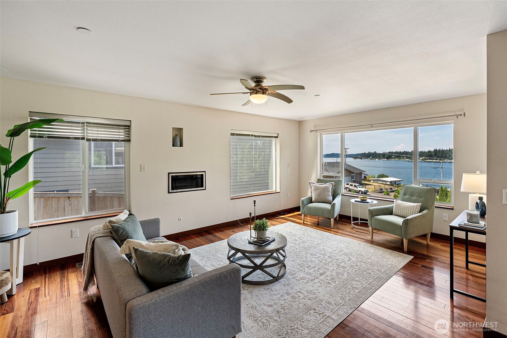 1709 Shorewood Drive Property Photo 6