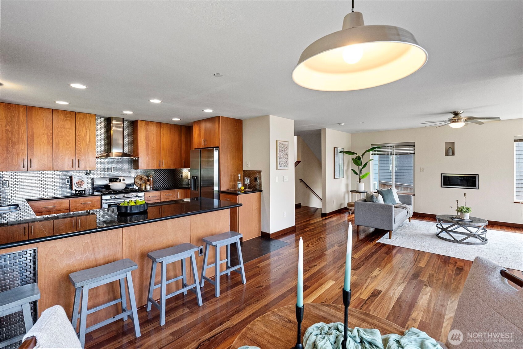 1709 Shorewood Drive Property Photo 13