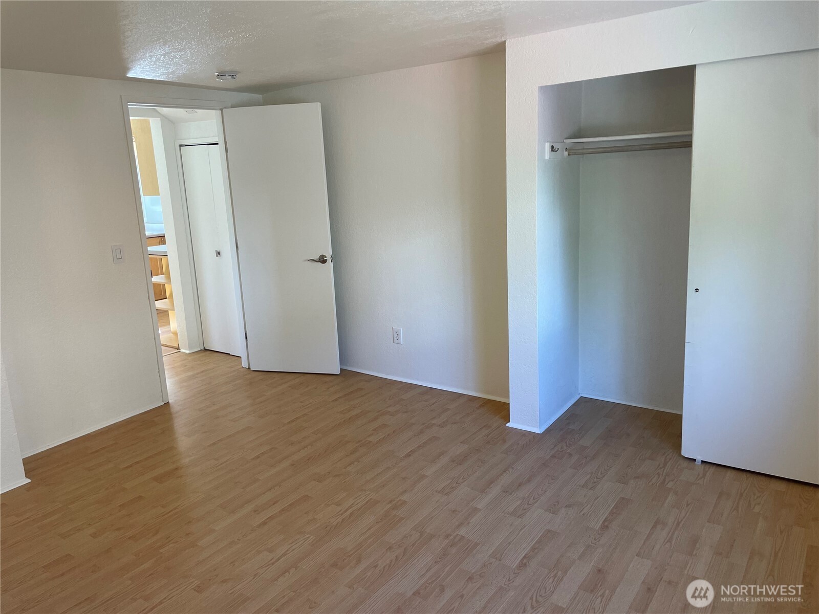 1007 22nd Street 98225 Property Photo 13