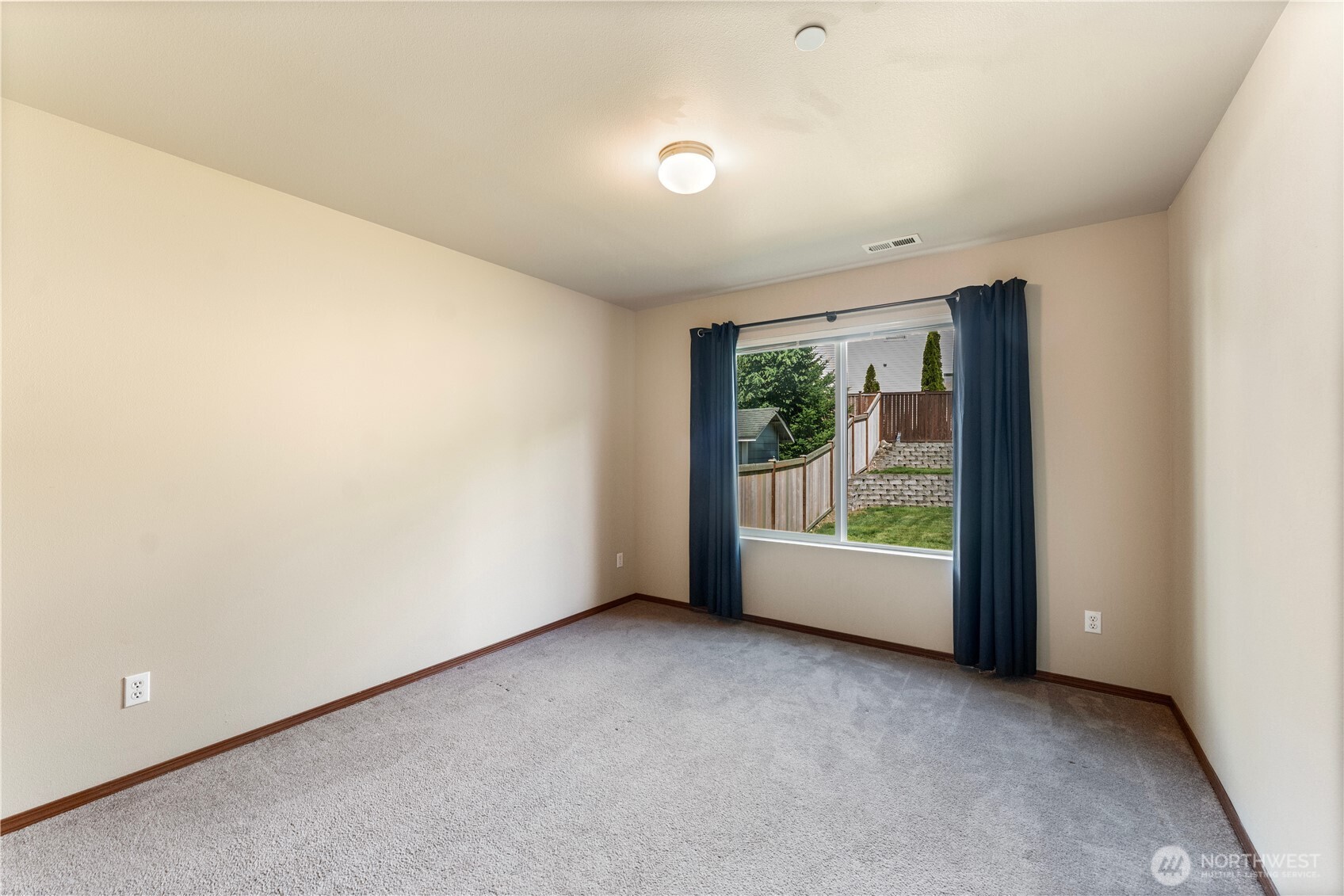 3197 Sheaser Way Property Photo 17