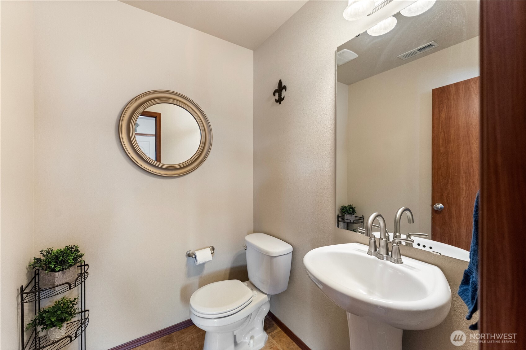 3197 Sheaser Way Property Photo 19