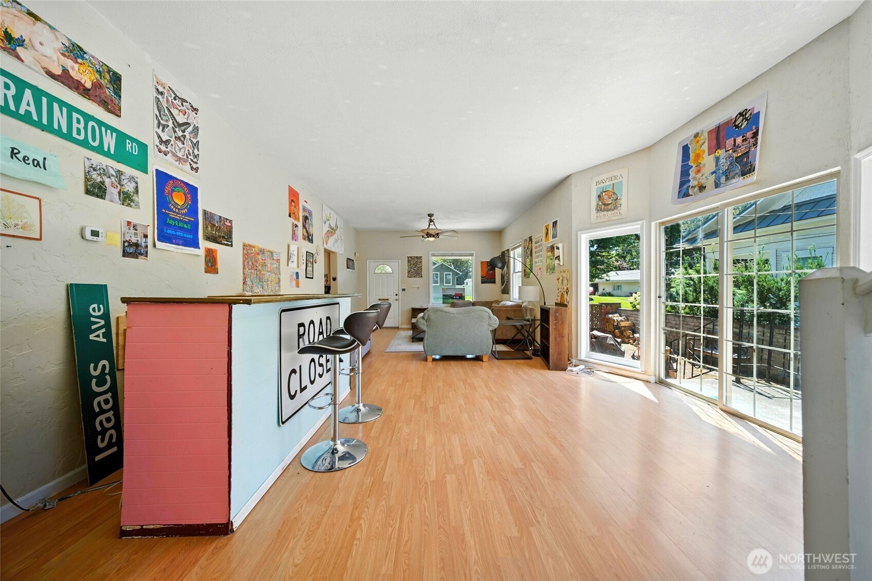 821 Valencia Street Property Photo 8
