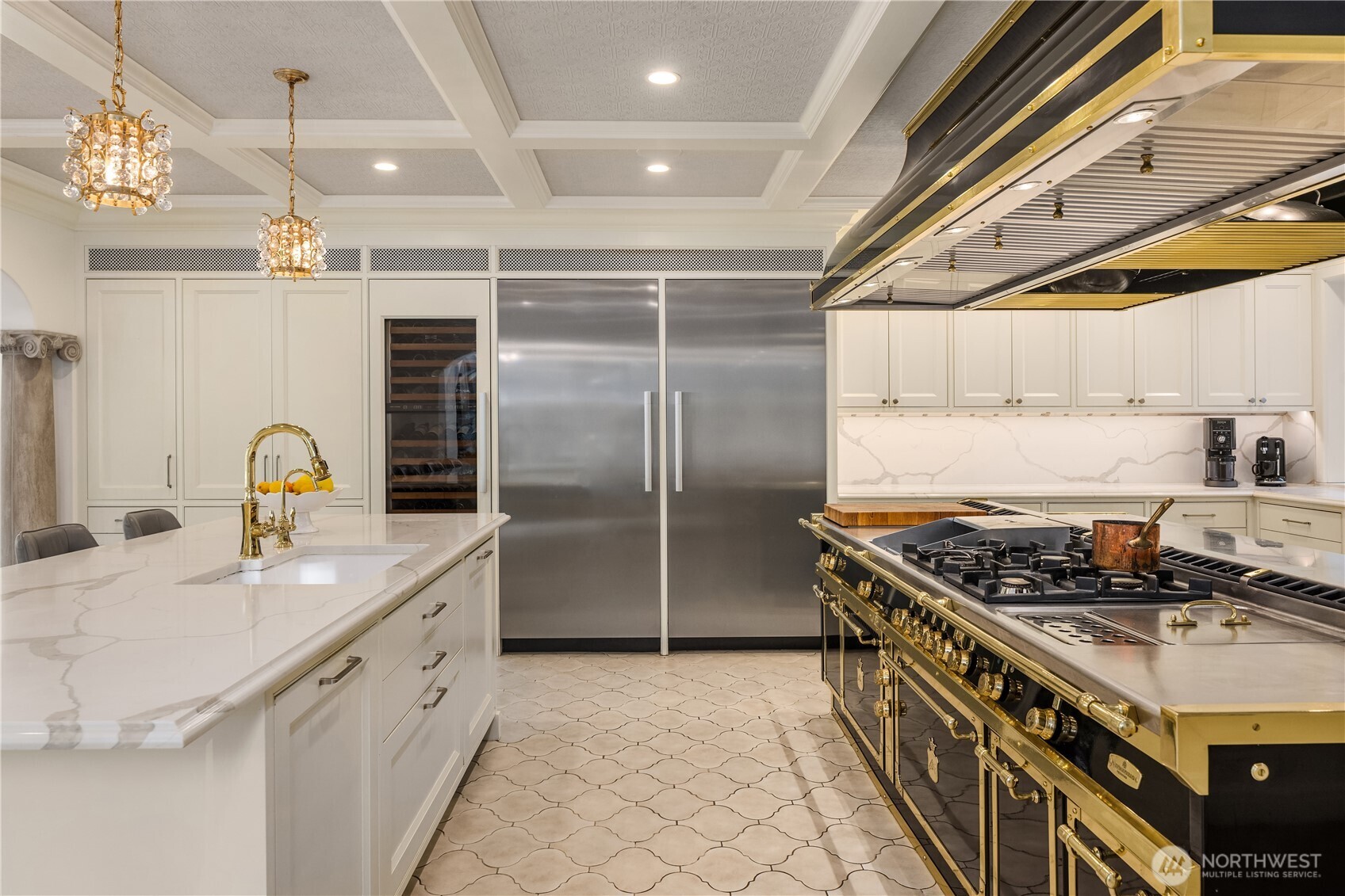 1625 Federal Avenue Property Photo 13