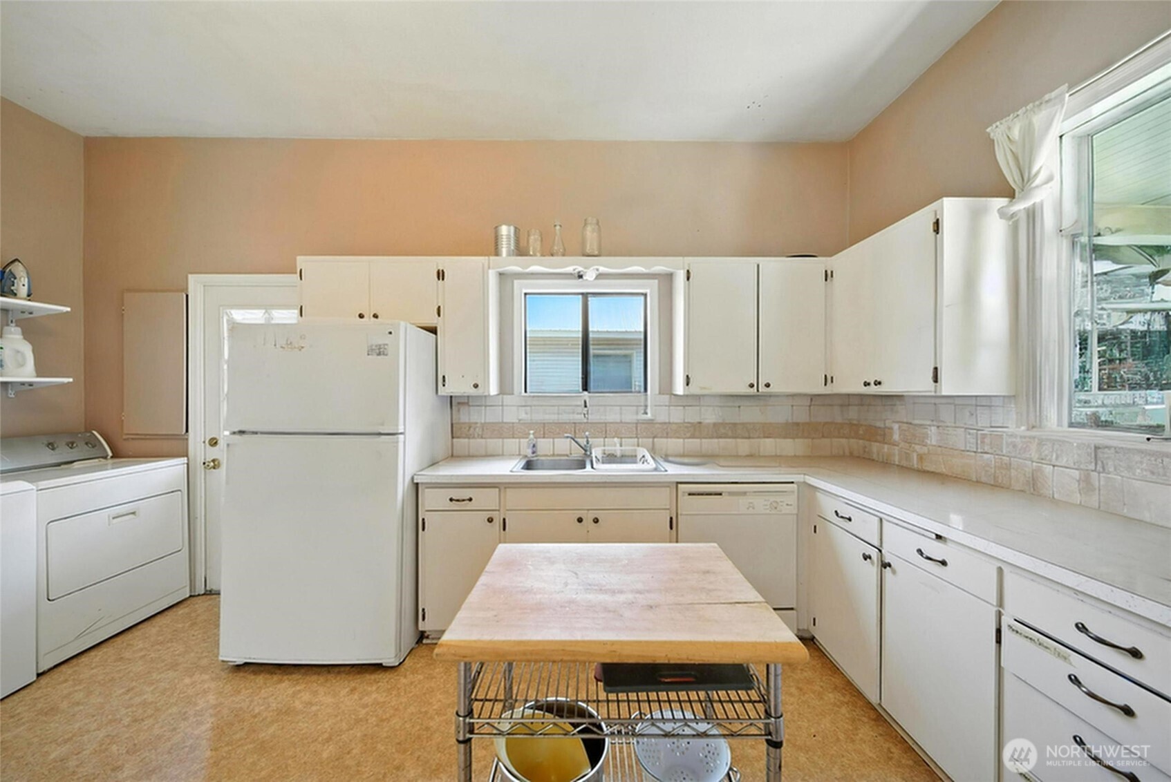 821 Valencia Street Property Photo 11