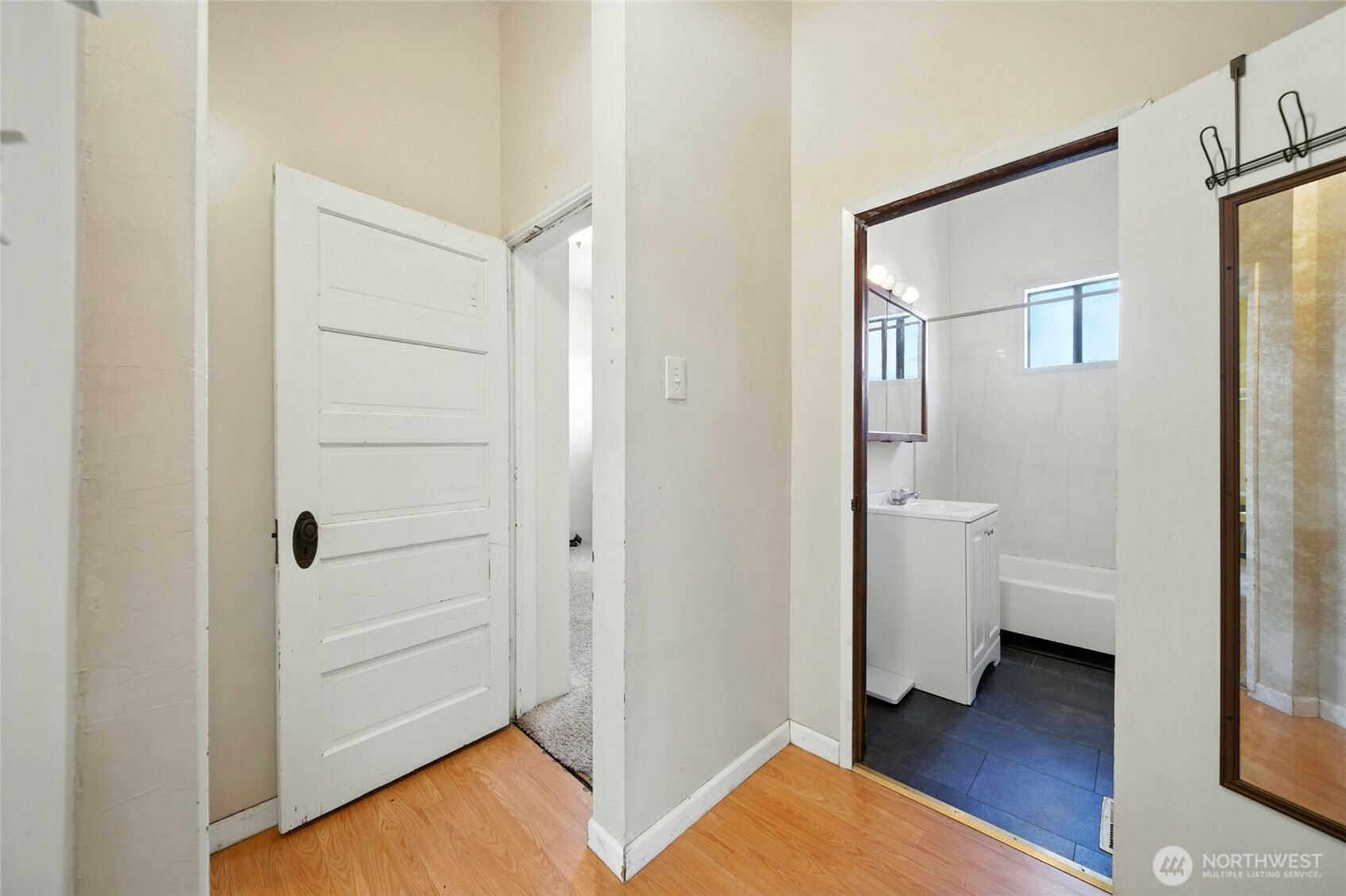 821 Valencia Street Property Photo 13