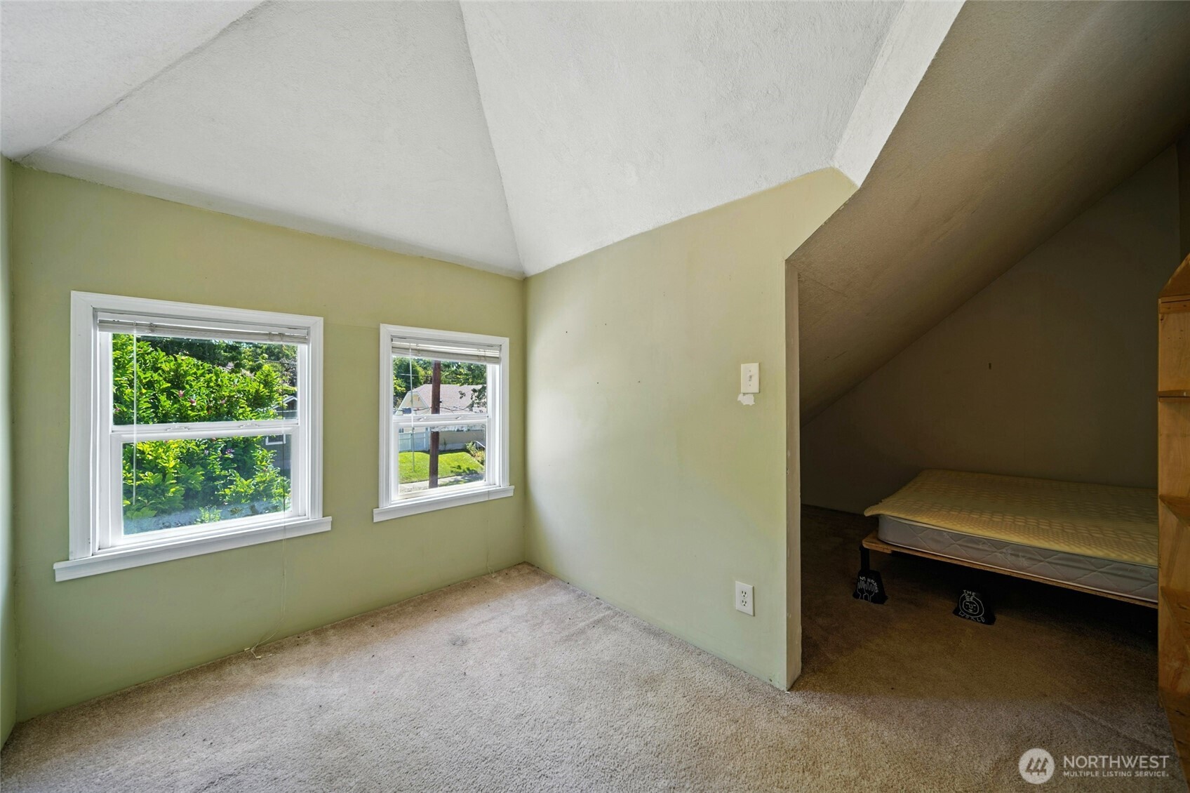 821 Valencia Street Property Photo 27
