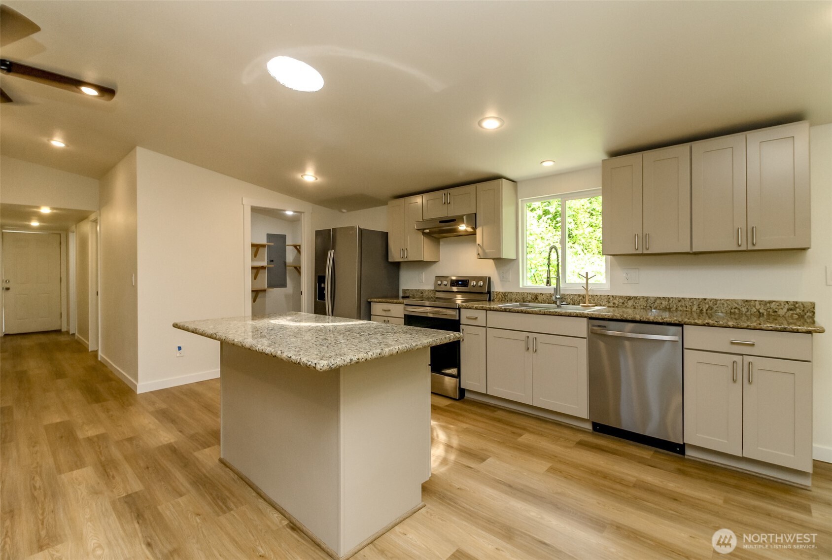 17807 43rd Avenue Property Photo 7