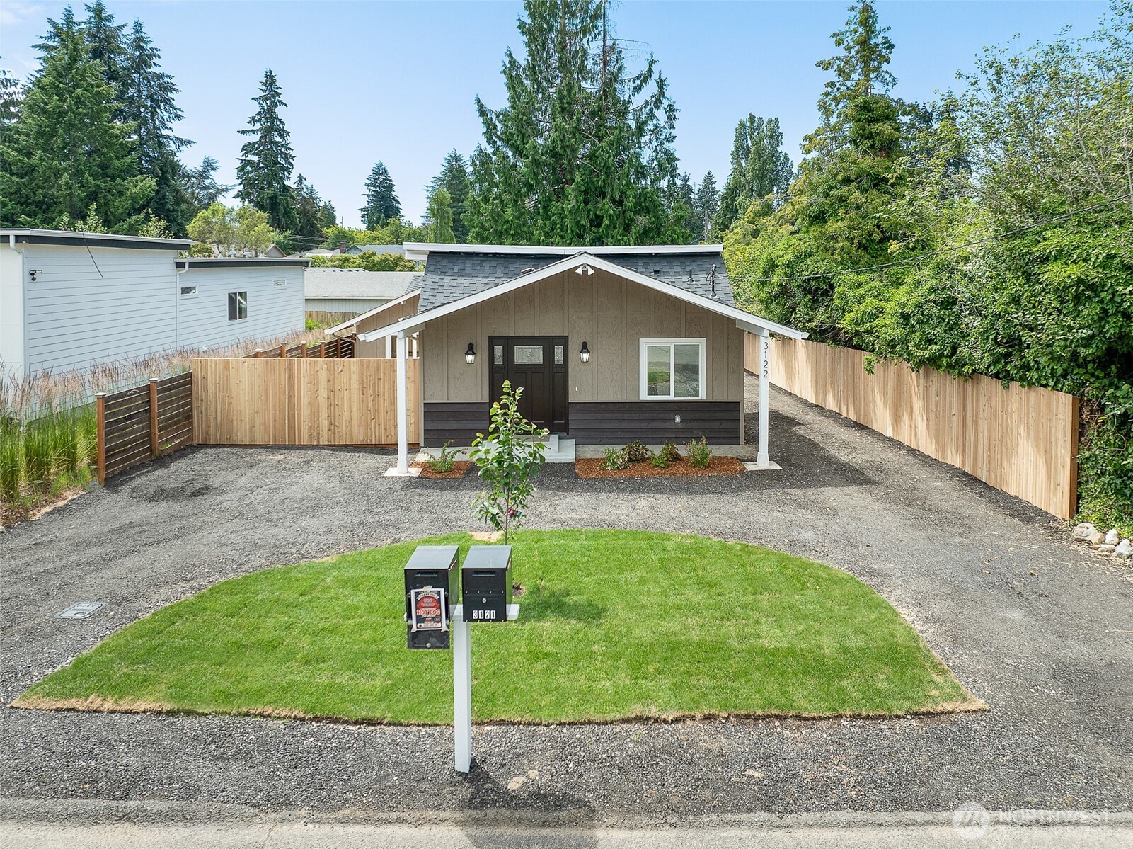 3122 Oas Drive Property Photo 1