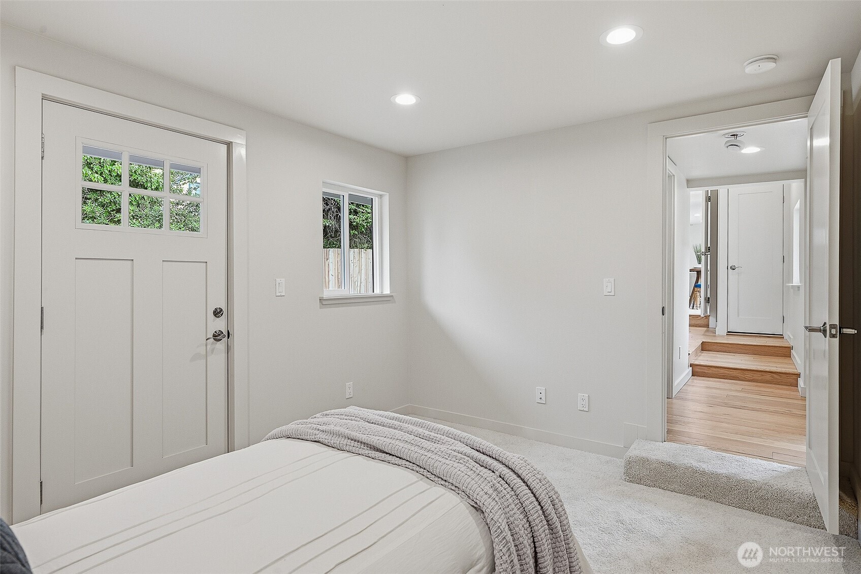 3122 Oas Drive Property Photo 22