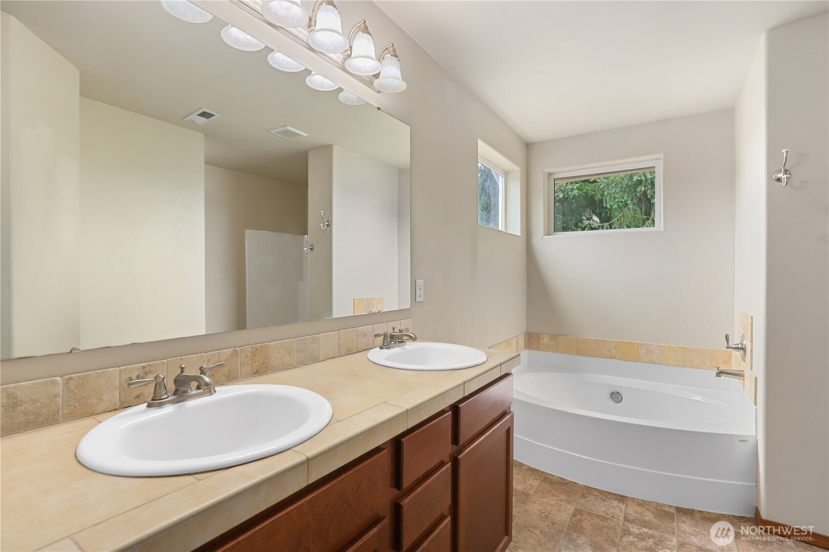 1721 203rd Street Ct Property Photo 16