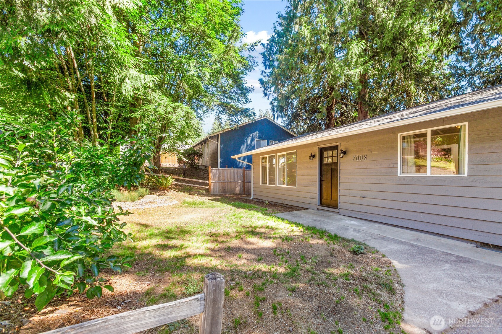 7008 Parkdale Drive Property Photo 2