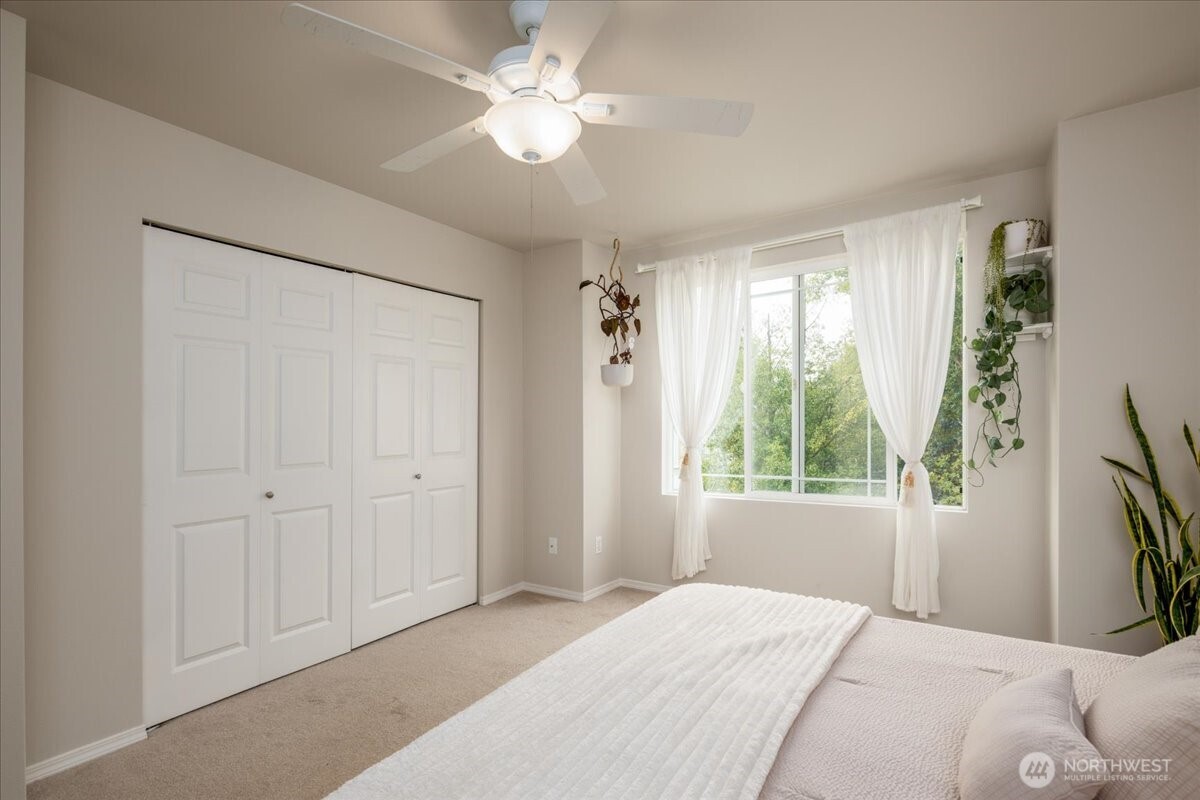 10410 Holly Drive E Property Photo 16