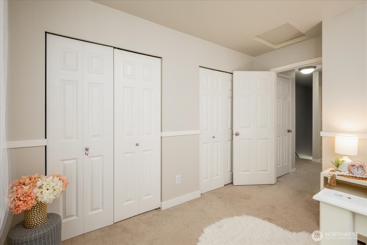 10410 Holly Drive E Property Photo 19