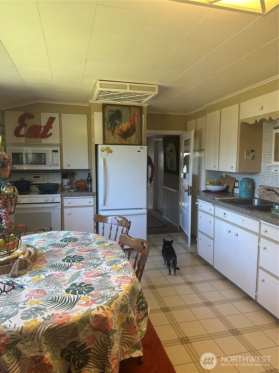 2626 100th Street Property Photo 6
