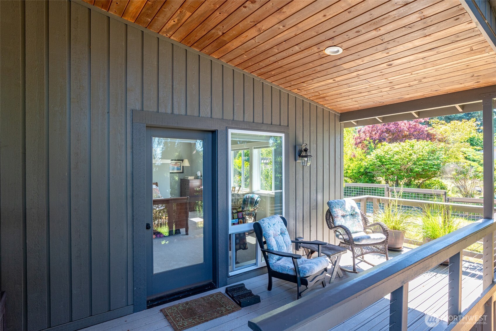 1045 Ne Summit Loop Property Photo 35