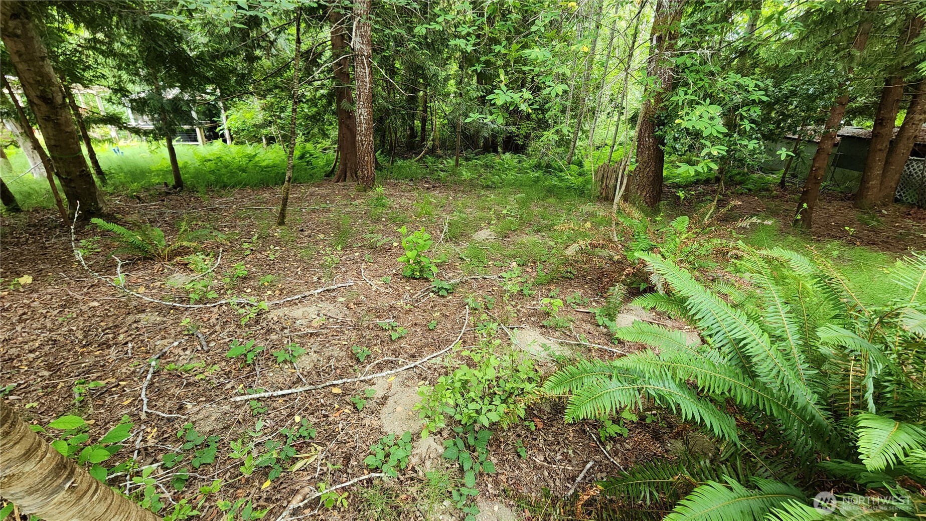 100 E Creekside Dr Property Photo 2