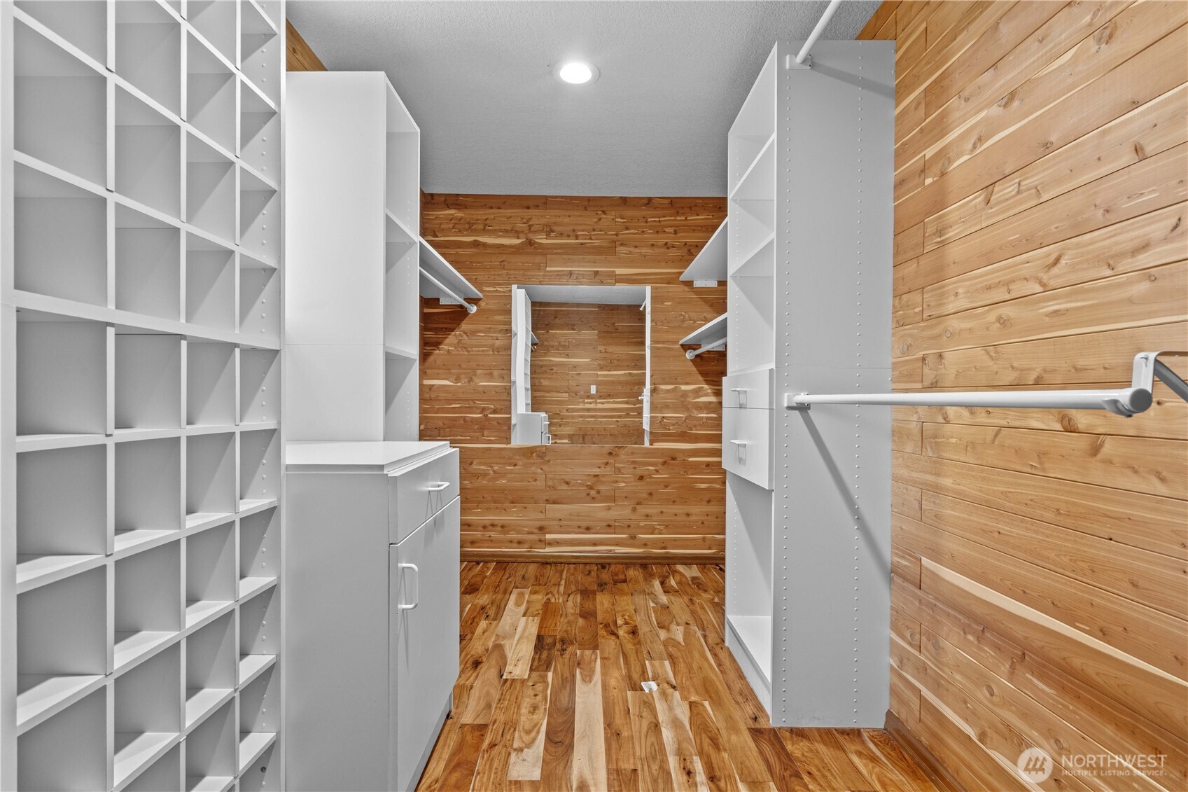 12222 Gravelly Lake Drive Property Photo 17