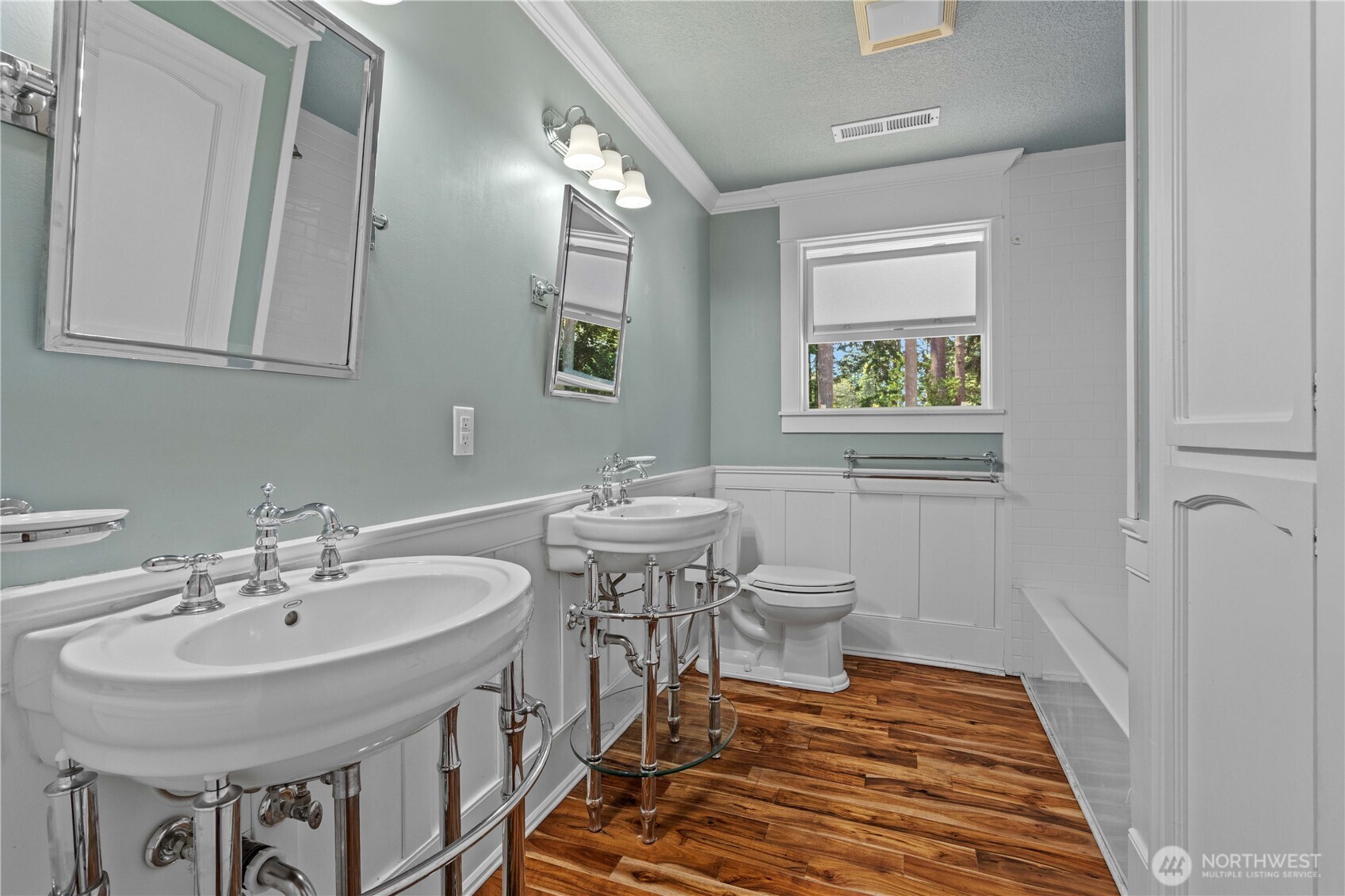 12222 Gravelly Lake Drive Property Photo 24