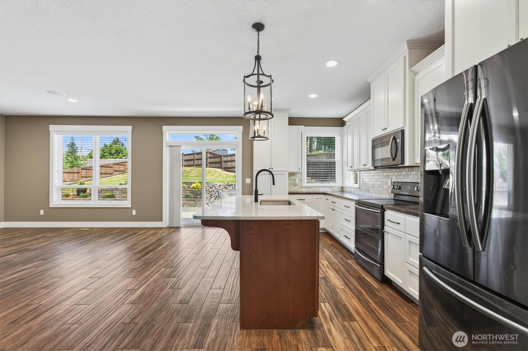 958 Cascade Drive Property Photo 15