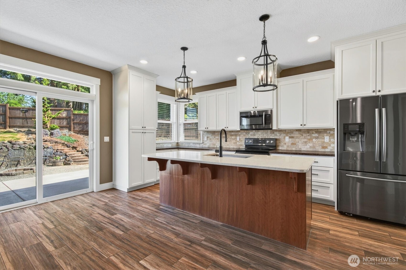 958 Cascade Drive Property Photo 17