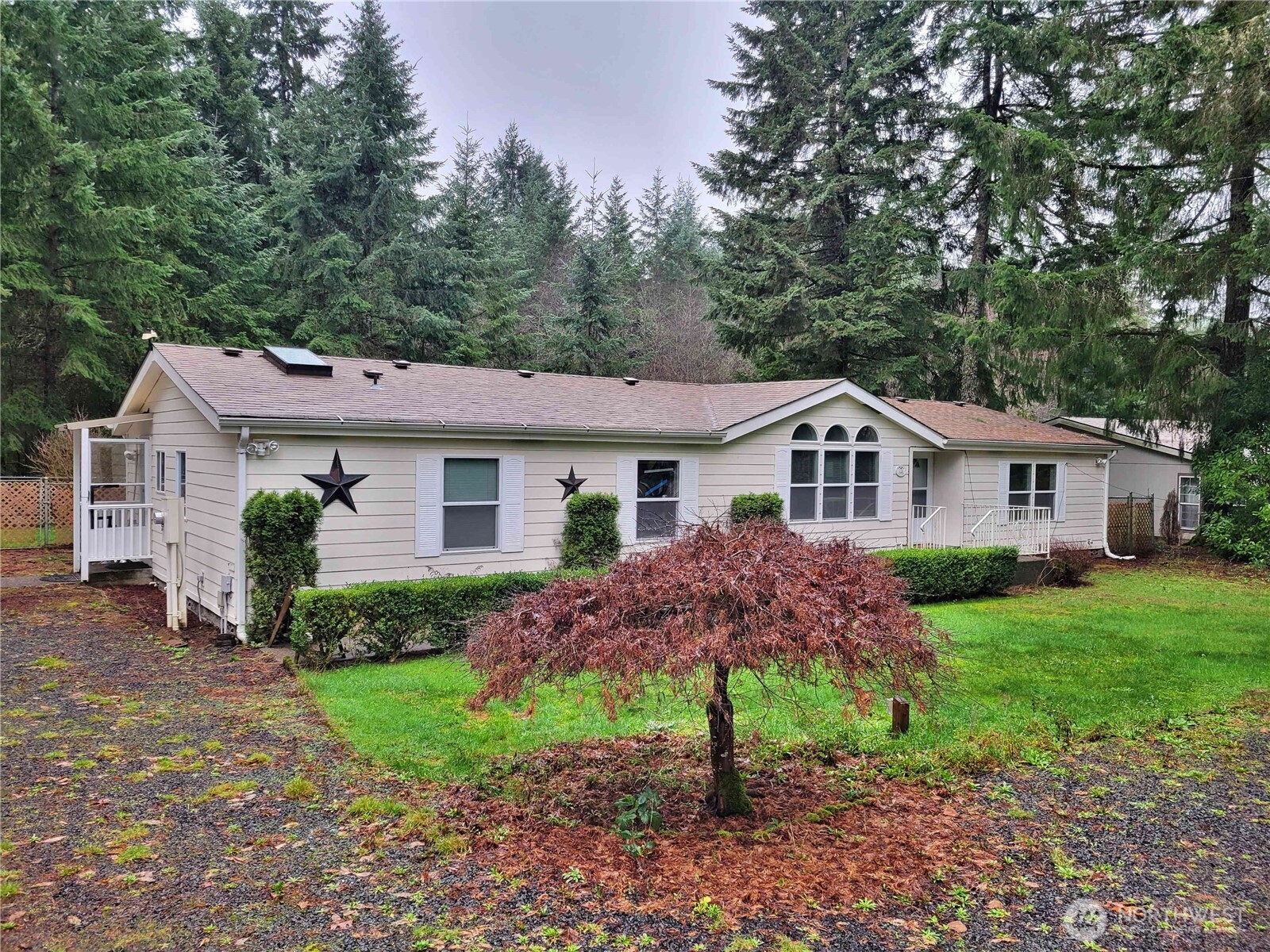 112 Topaz Court Property Photo 2