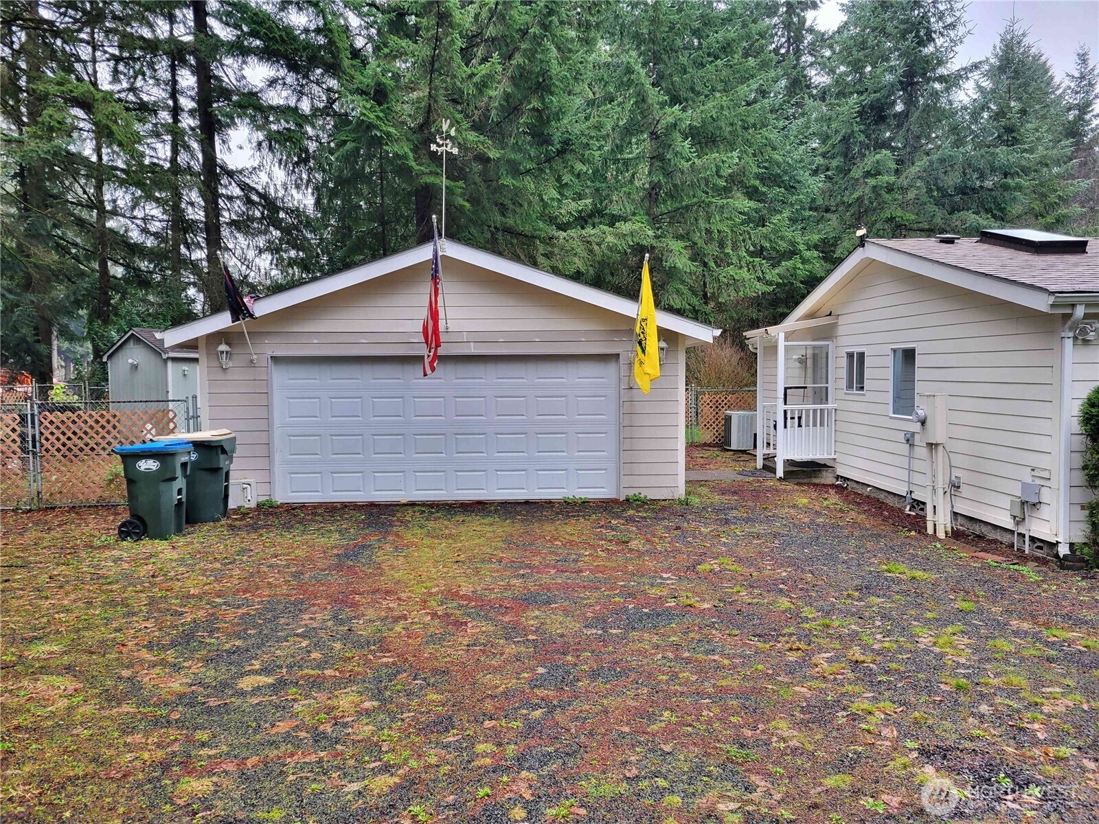 112 Topaz Court Property Photo 3