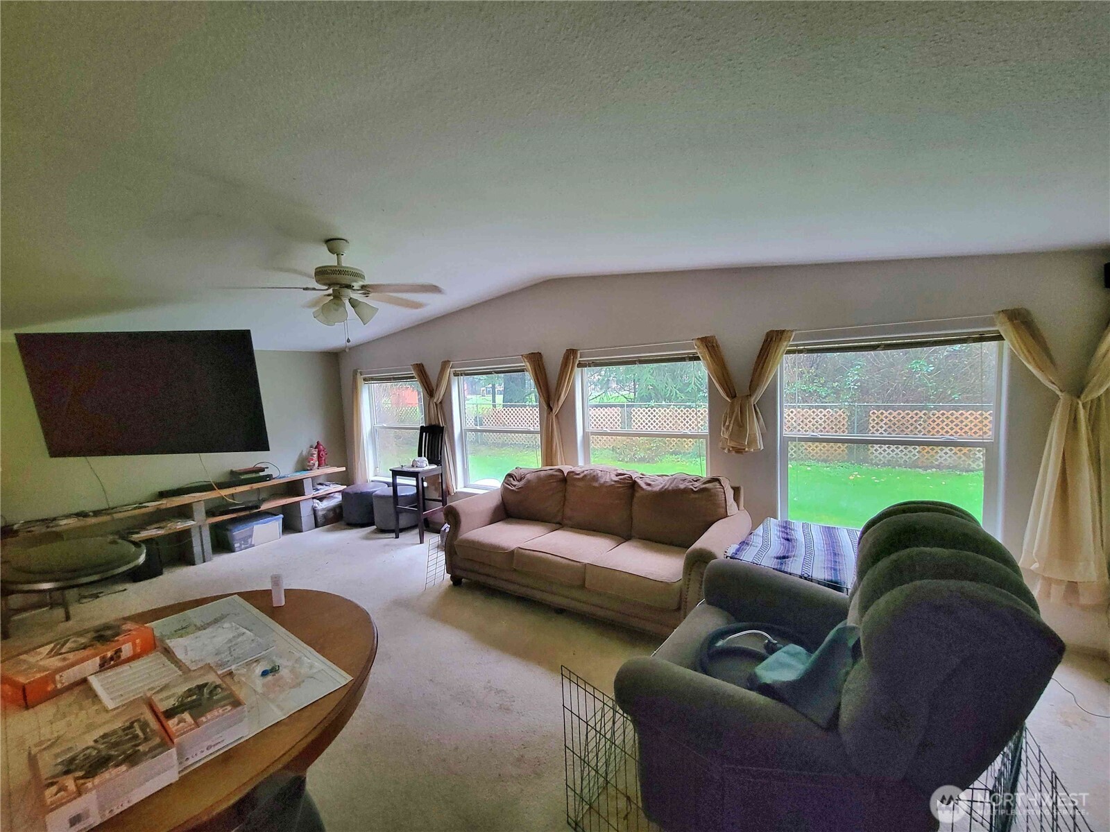 112 Topaz Court Property Photo 8