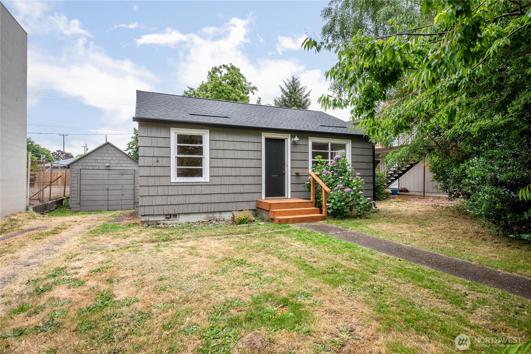 1158 10th Avenue Property Photo 1