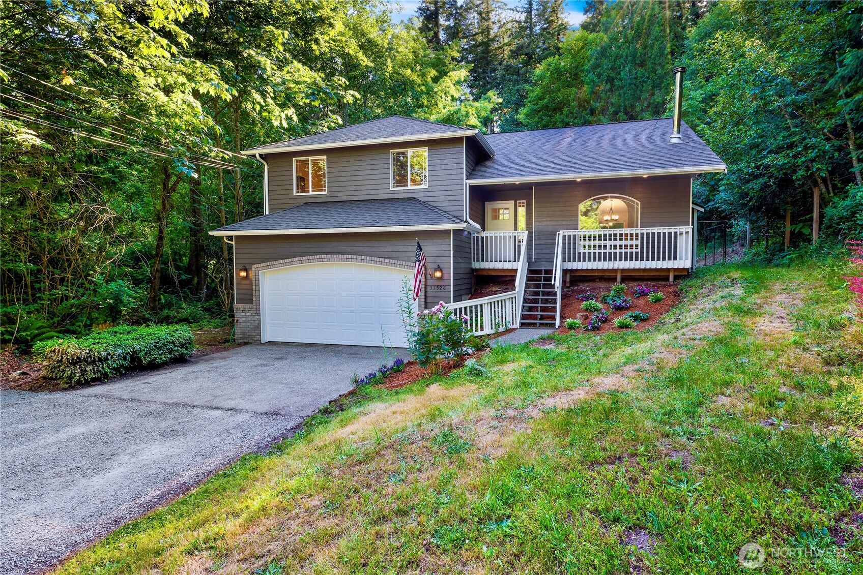 31528 W Lake Ketchum Road Property Photo 1