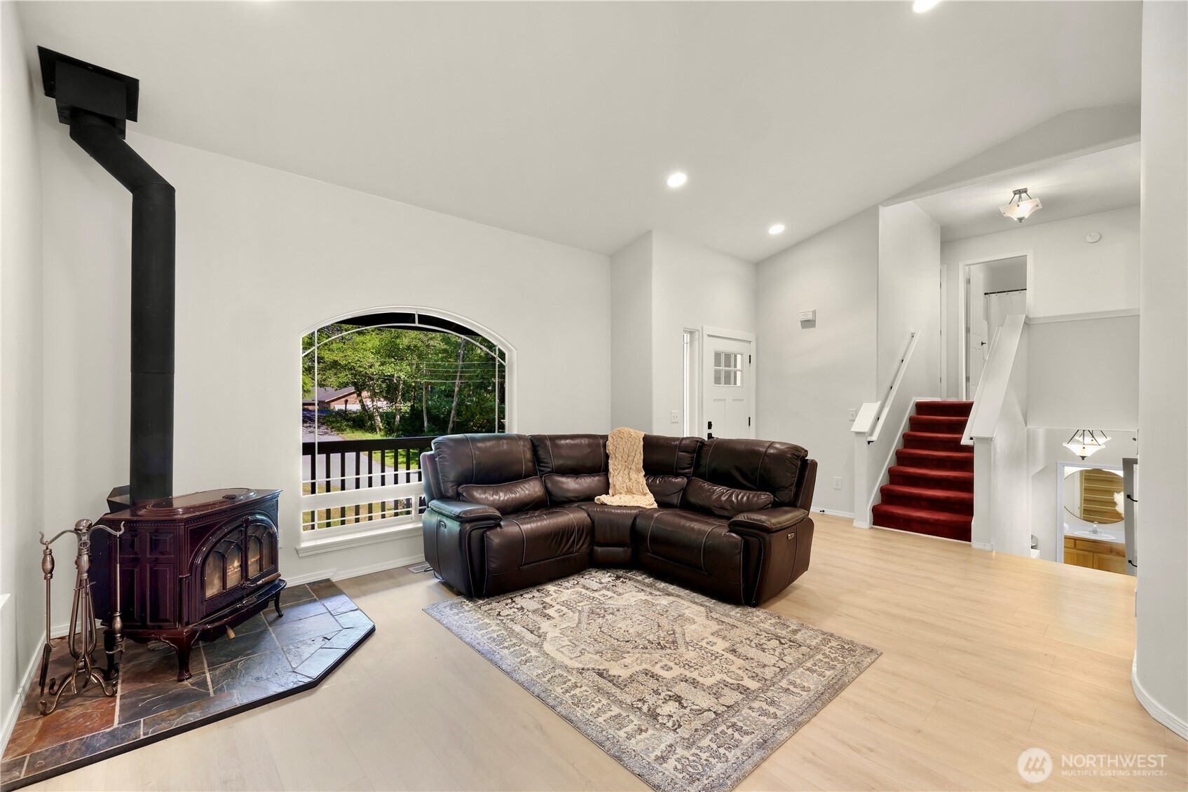 31528 W Lake Ketchum Road Property Photo 12