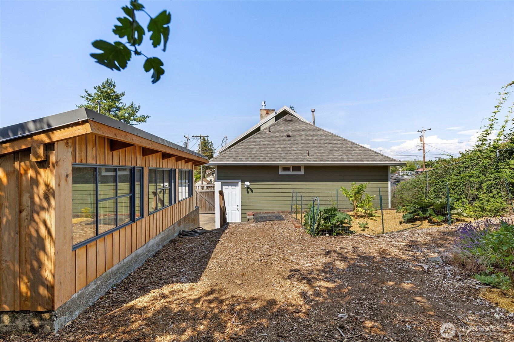 914 Mckenzie Avenue Property Photo 27
