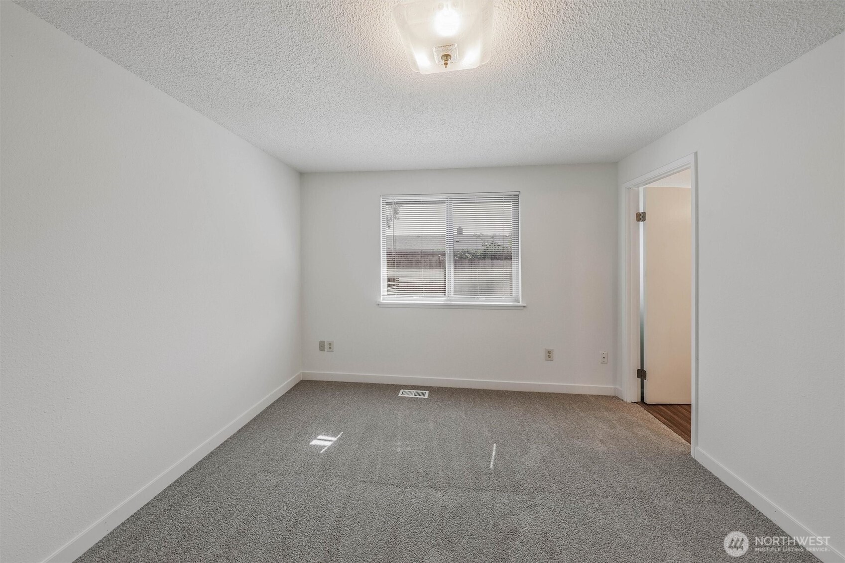 17109 20th Avenue Property Photo 23