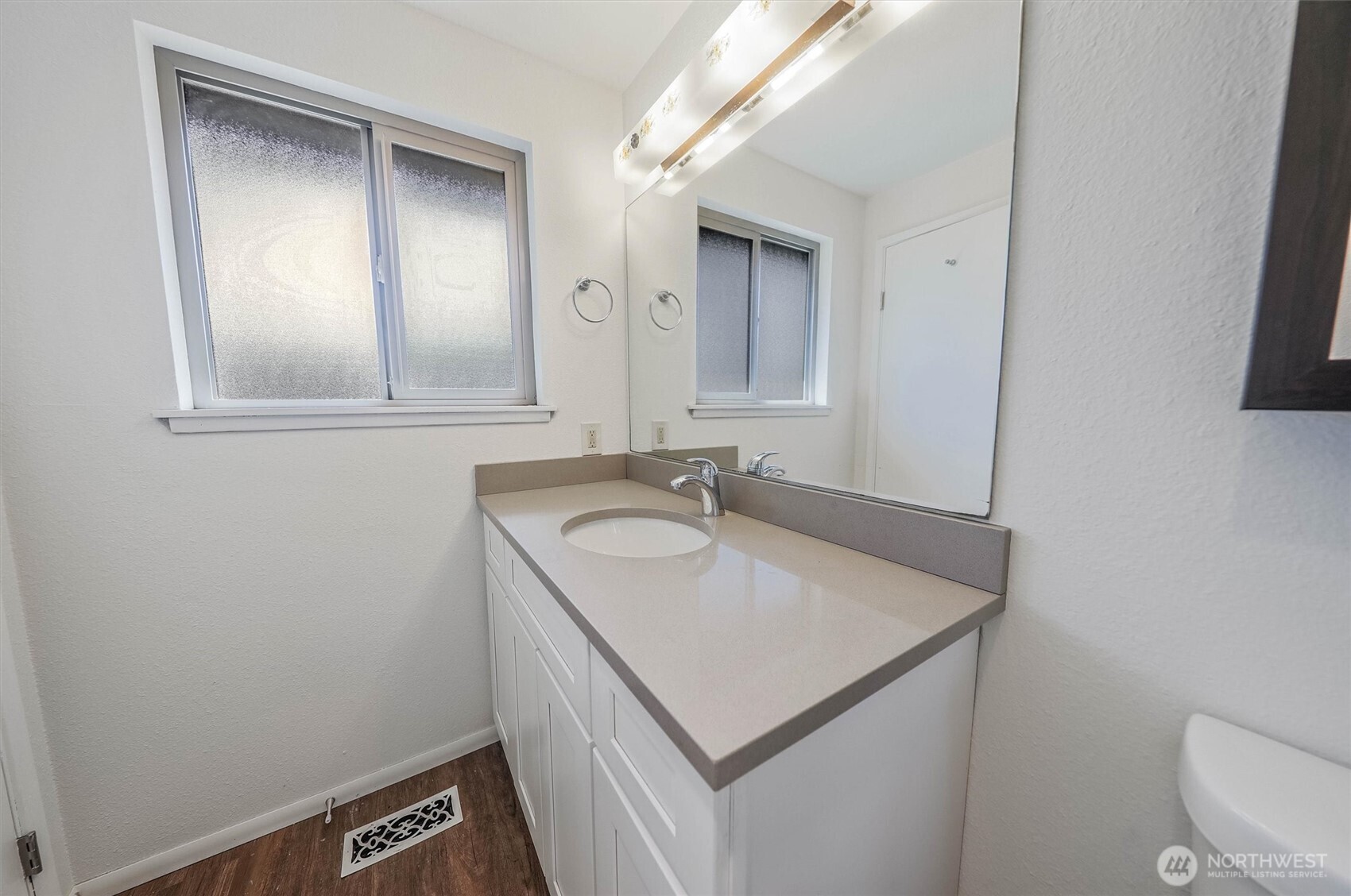 17109 20th Avenue Property Photo 25